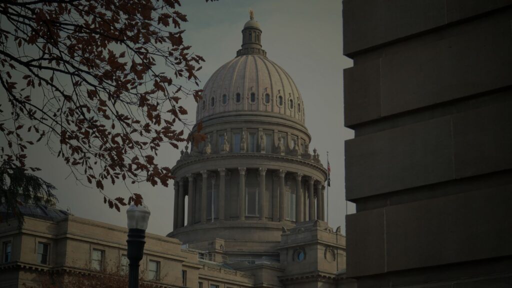 a photo of illinois capitol