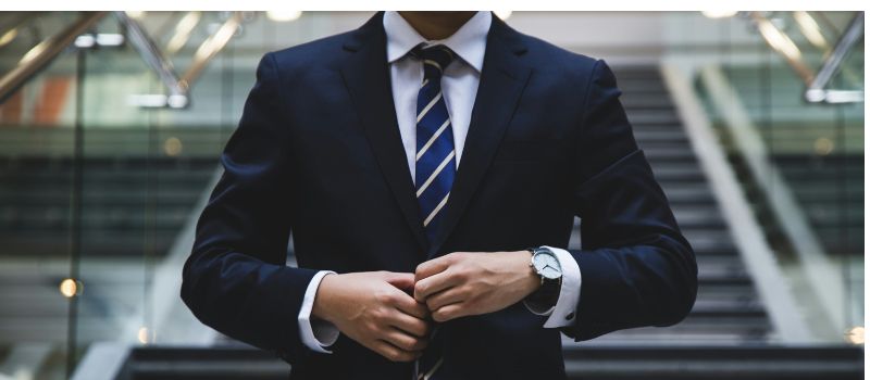 a photo of a lawyer