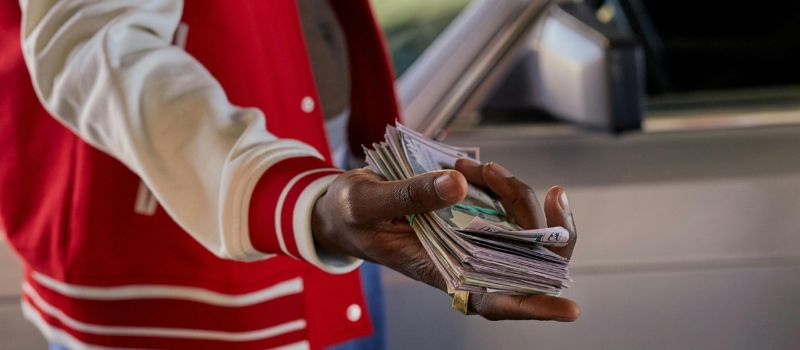 a buyer paying for the vwhicle